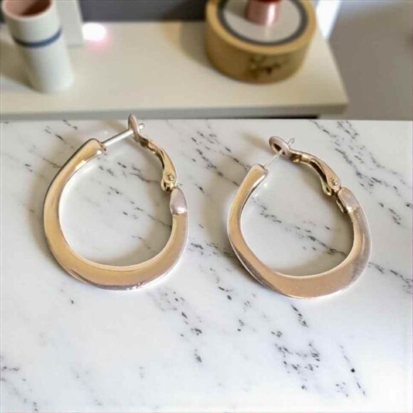Gold Tone Medium Hoop Earrings EUC - Picture 1 of 4